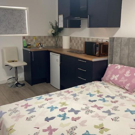 Brand New Studio Apartment With Beautiful Kitchen-Close To Liverpool City Centre Exteriér fotografie