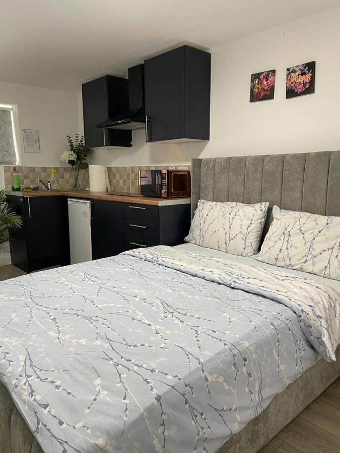 Brand New Studio Apartment With Beautiful Kitchen-Close To Liverpool City Centre Exteriér fotografie