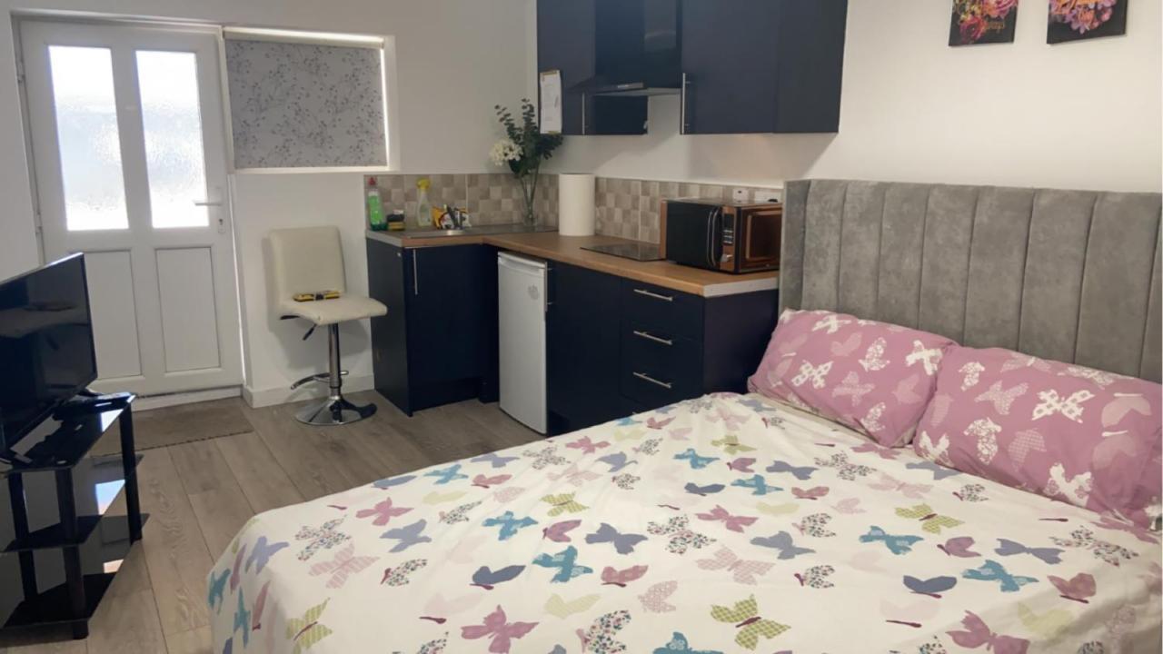 Brand New Studio Apartment With Beautiful Kitchen-Close To Liverpool City Centre Exteriér fotografie